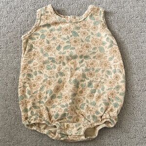 Rylee + Cru pink floral bubble romper, 6-12M.